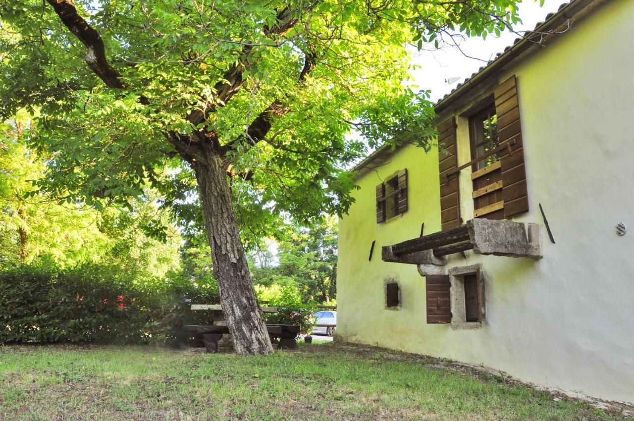 Traditional Stone House Kotli Buzet Exterior photo