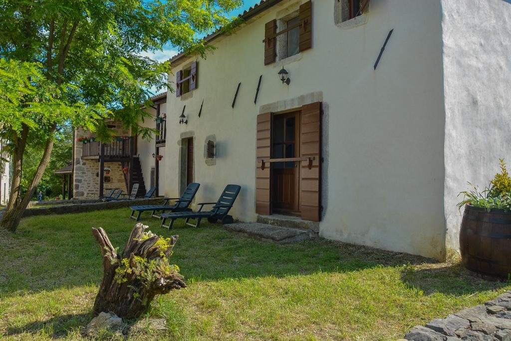 Traditional Stone House Kotli Buzet Exterior photo